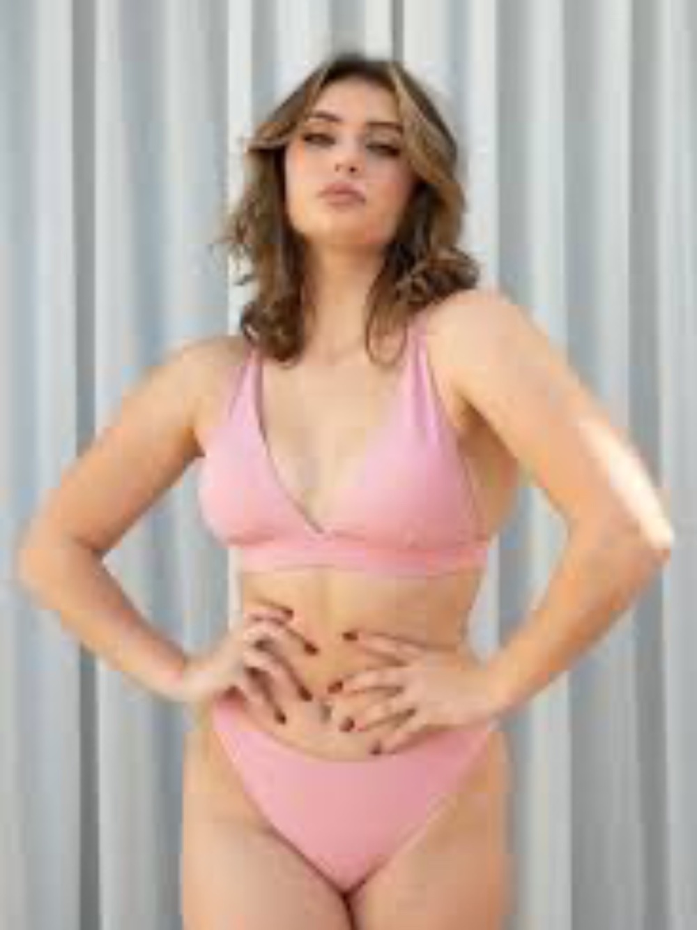 JANAYA TOP - RUCHED CRISS CROSS TRIANGLE TOP Baby Pink